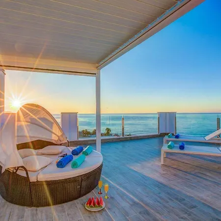Mit Privatpool Fuer 10 Personen Ca 500 Qm In Costa, Andalusien Costa Del Sol *
