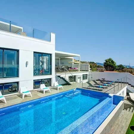 Mit Privatpool Fuer 10 Personen Ca 500 Qm In Costa, Andalusien Costa Del Sol * Torrox